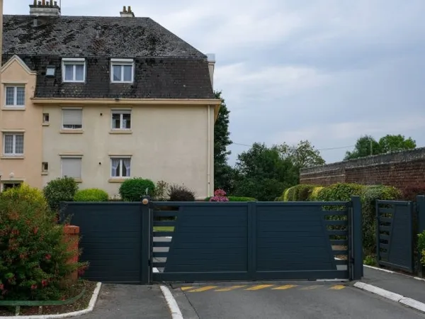 ST-POL-SUR-TERNOISE : APPARTEMENT AU 1er ETAGE