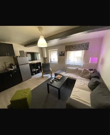 Studio meublé centre ville Givet