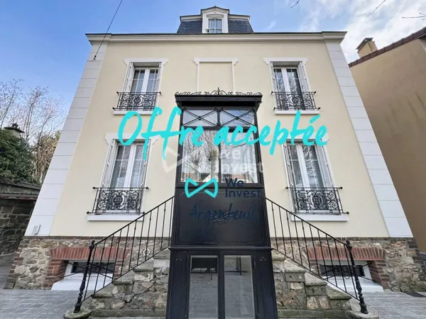 Maison bourgeoise de 1875 à Argenteuil limite Colombes, coup de