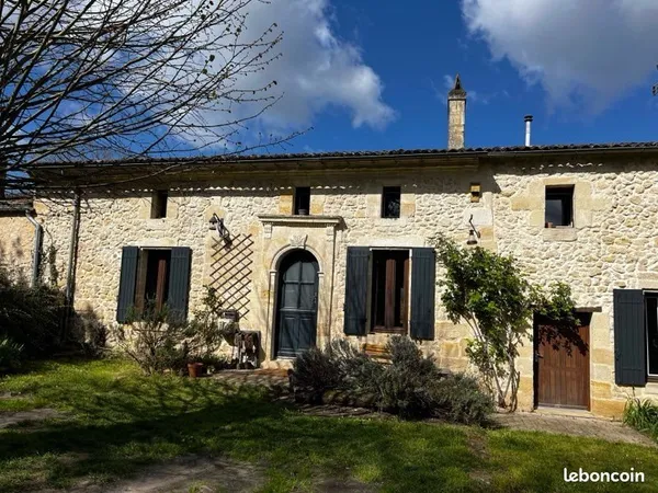 Maison en pierres à vendre à Saint-Quentin-de-Baron (33)