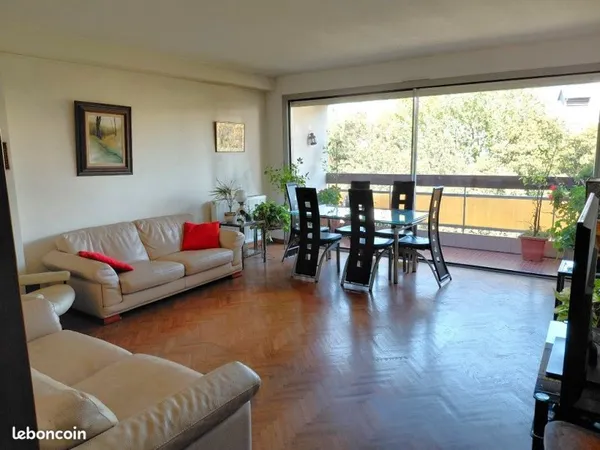 T4 meublé 108 m² Marseille 8e / Carré d'Or