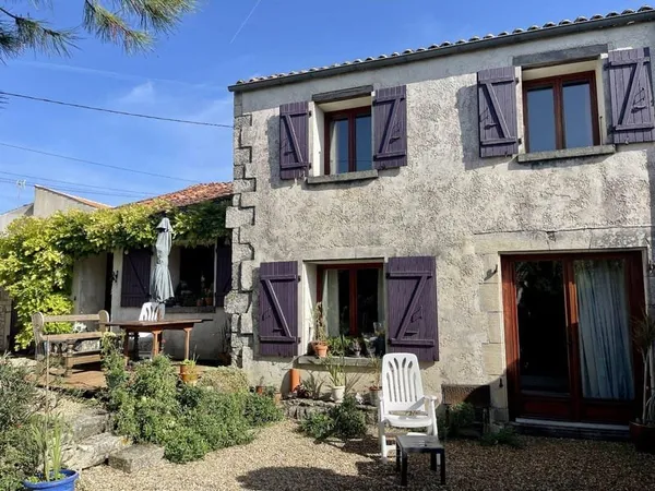 Maison Vente Saint-Mandé-sur-Brédoire 7p 190m² 187000€