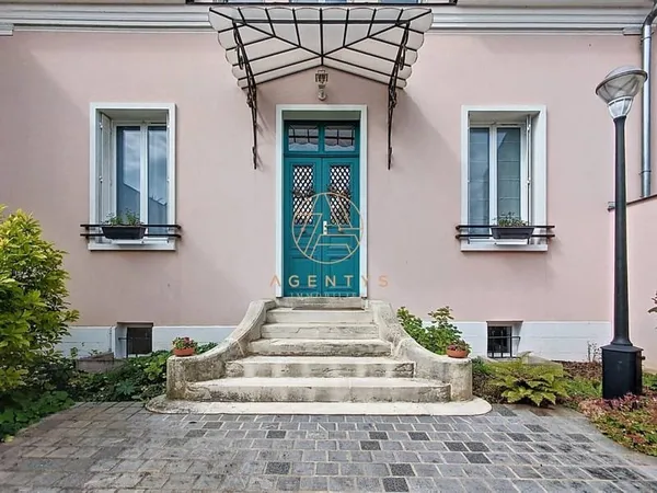 Maison 7 pièces 153 m²
