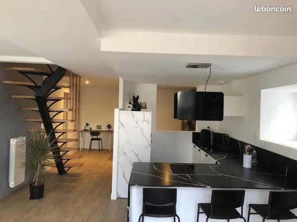 Maison meublée 3 chambres - 104 m² - Château-Gontier-sur-Mayenne