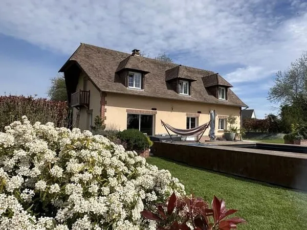 Pavillon 5 chambres avec piscine