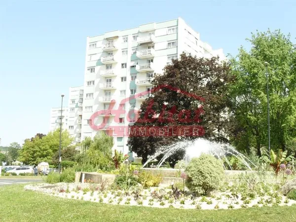 APPARTEMENT 5 PIECES+ CAVE + PARKING