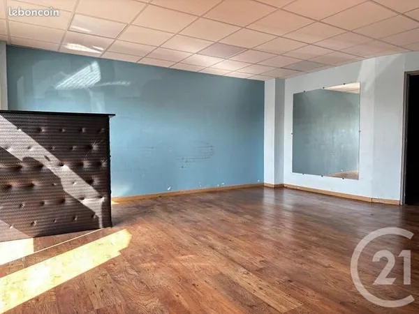 Local Commercial 38m² - Emplacement Stratégique & Forte Visibilité