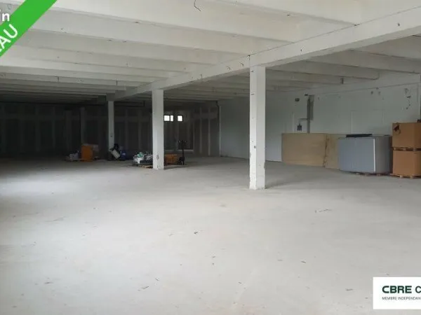 Local d'activité 625 m²