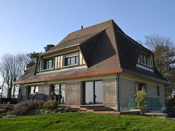 Maison 8 pièces 276 m²