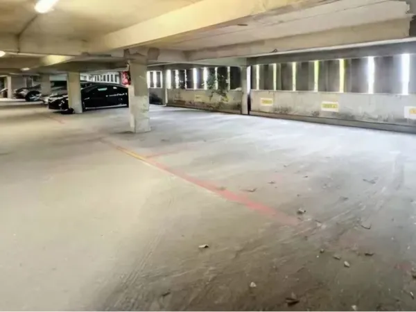 ?? Parking couvert sécurisé ? Cergy Rue des Chauffours