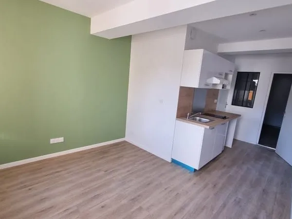 T2 30,47 m² Nu avec Terrasse Partagée - Castelnaudary Centre