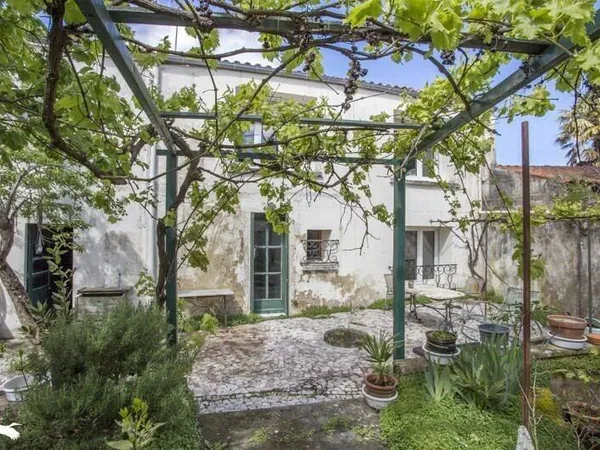 Maison 7 pièces 146 m²