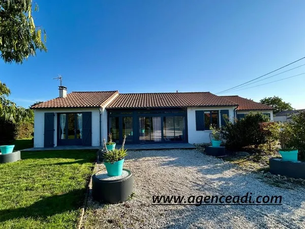 Maison de plain-pied 6 pièces 128 m²