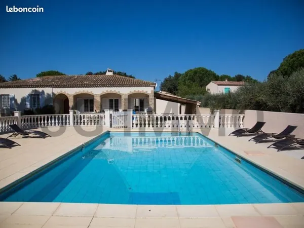 Vente fonds de commerce | Fonds de commerce | 25ch | Uzès | Terrasse · Jardin · Piscine