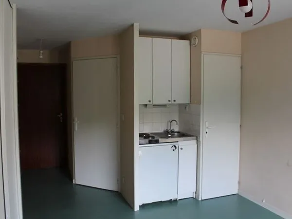 Studio 1 pièce 20 m²