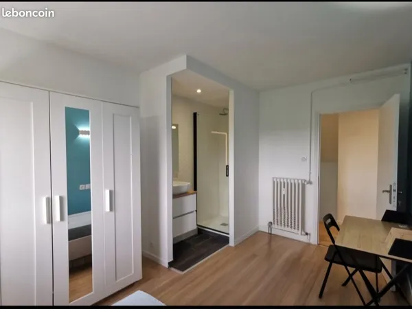Patte d oie- Chambre 12m2 avec Salle d eau privative
