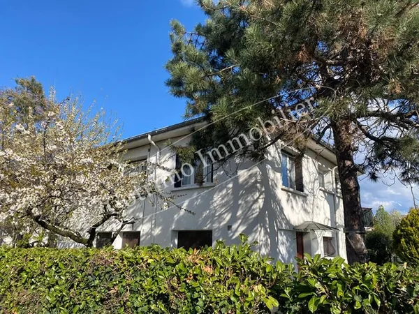 BRON Parc du Chêne T3 de 74m²+ Garage