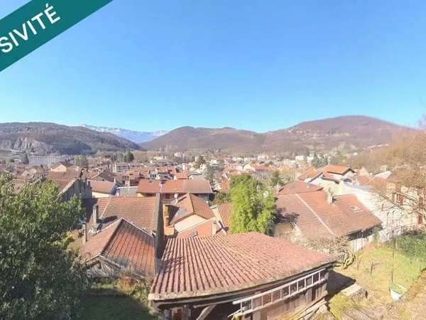 Maison 120 m² Sur trois niveau avec jardin