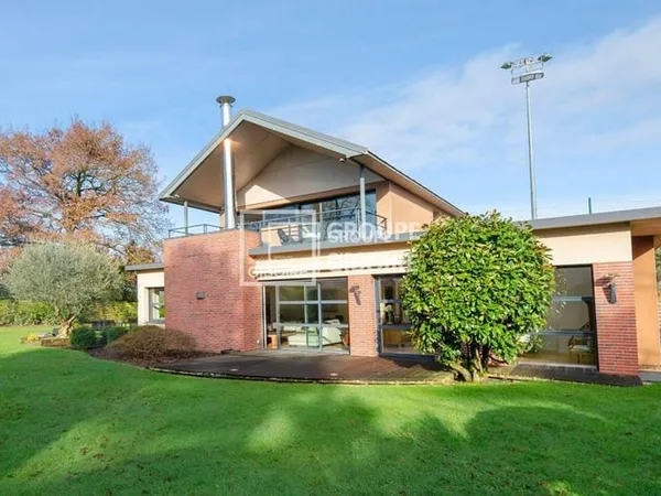 Maison 6 pièces 176 m²