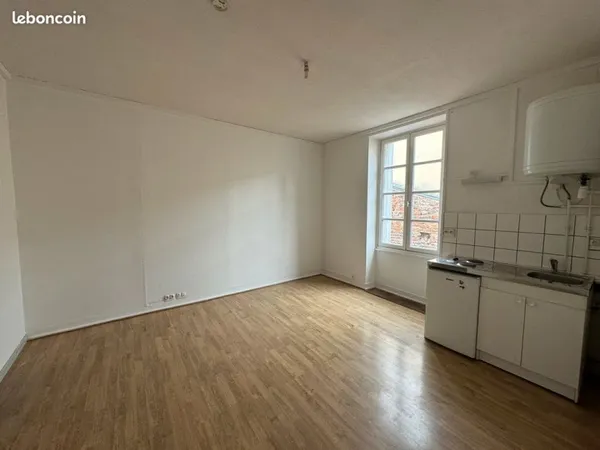 Studio - 22 m2 issoire centre