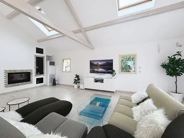 Maison 5 pièces 175 m²
