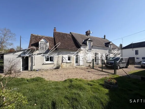 Charmante longère à Châtillon-sur-Indre - Calme, espace et fort potentiel !