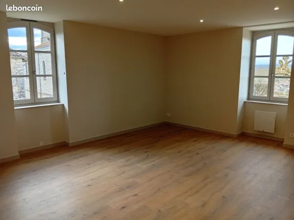 Location appartement T4 neuf