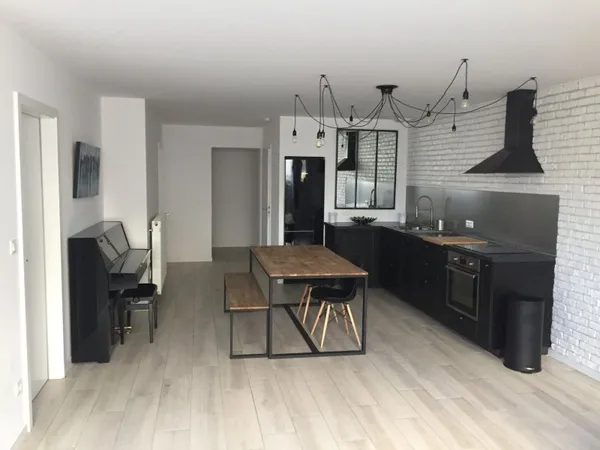 Loue appartement 100m² Strasbourg - Quartier résidentiel