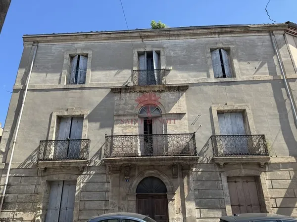 GIGNAC MAISON DE MAITRE A VENDRE