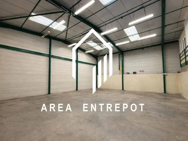 Local d'activité 280 m²