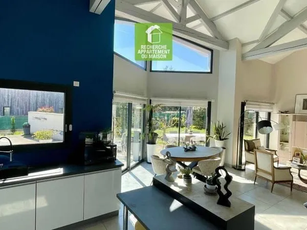 Villa 6 pièces 150 m²