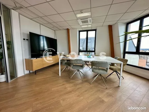 Bureaux 133 m²