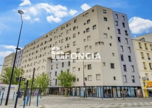 Spéciale Investisseur !!! Sous bail commercial Rentabilité: 4,5%