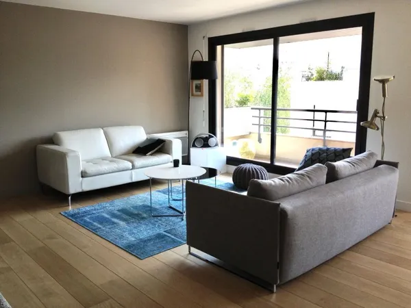 Loue appartement 107m²