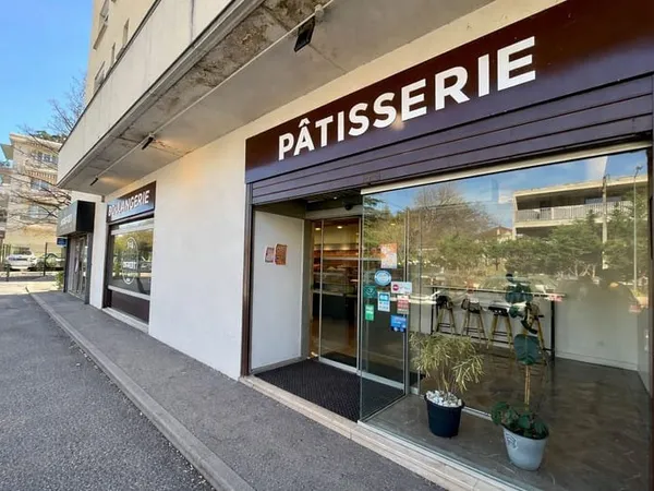A vendre - mur commerce Décines-Charpieu