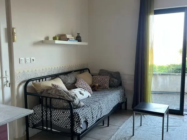 Loue studio meublé , offre tout compris