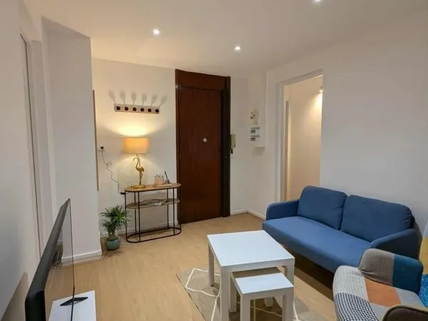 Chambre meublée 10m² - Colocation haut de gamme - Terrasse - Tram au pied - Tout inclus