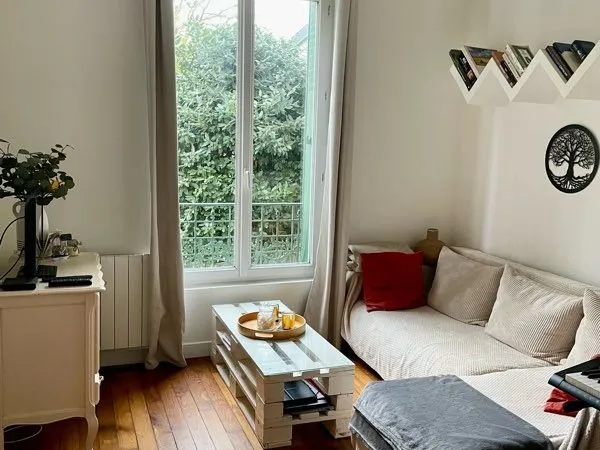 Studio avec coin nuit séparé, terrasse et jardin