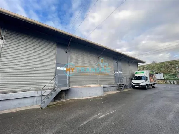 A LOUER Locaux d'activités plusieurs surfaces disponibles ZA DES FLANDRES - VILLENEUVE ST GEORGES