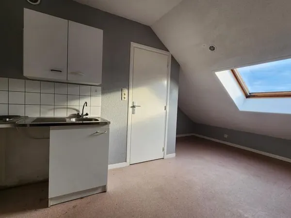 Studio 1 pièce 12 m²