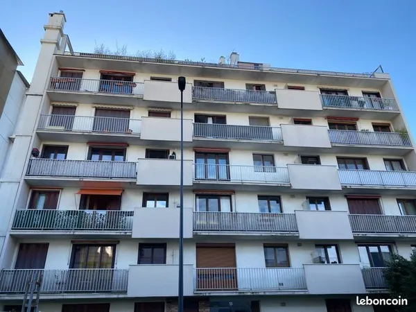 Rue Kleber - Location box pour véhicule