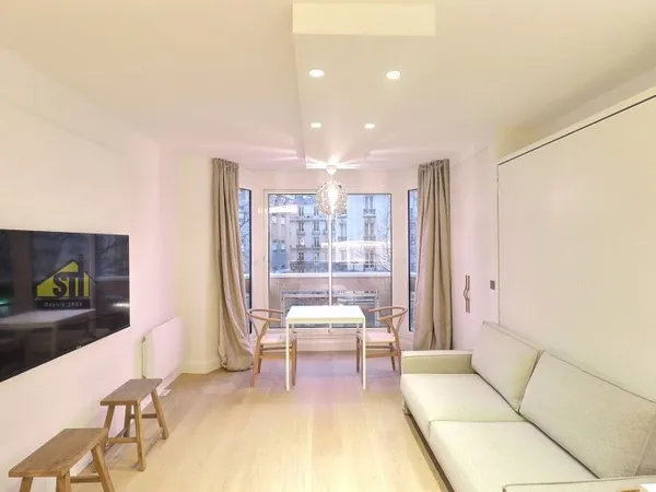 1 pièce 28,62 m2 Coeur Vavin / Montparnasse - Location Meubl