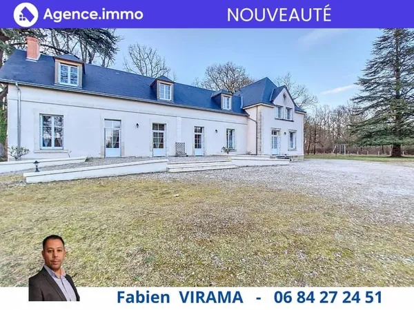 GRANDE MAISON DE MAITRE AVEC 6 CHAMBRES ET PISCINE