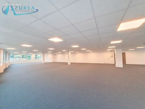 BUREAUX 115 m² LE CANNET