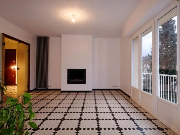 Beau F4 lumineux, vue sur les Pyrénées, quartier calme