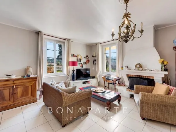SAINT-RAPHAEL - VILLA T4 TRADITIONNELLE