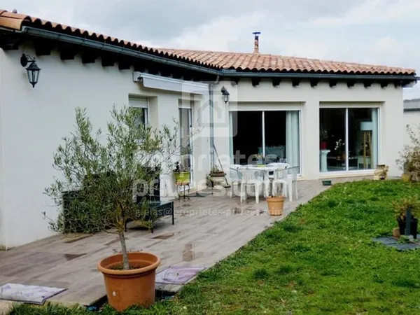 Maison 5 pièce(s) 170 m2