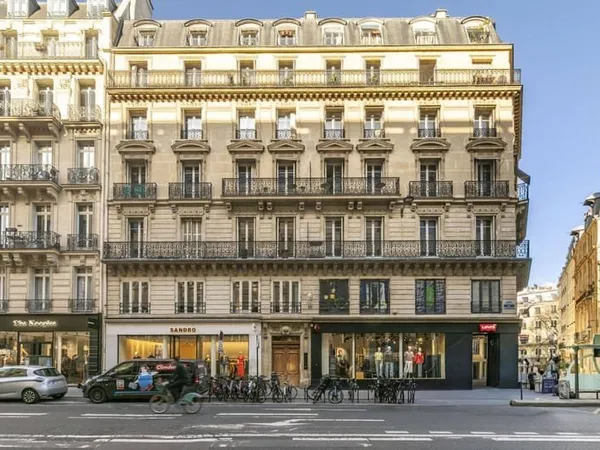 Bureaux 120 m²
