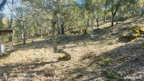 Terrain de loisir dans le var