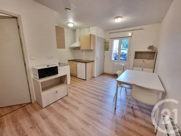 Studio 1 pièce 20 m²
